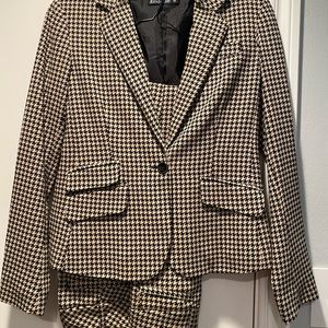Tan and Black Houndstooth Print Two Piece Suit